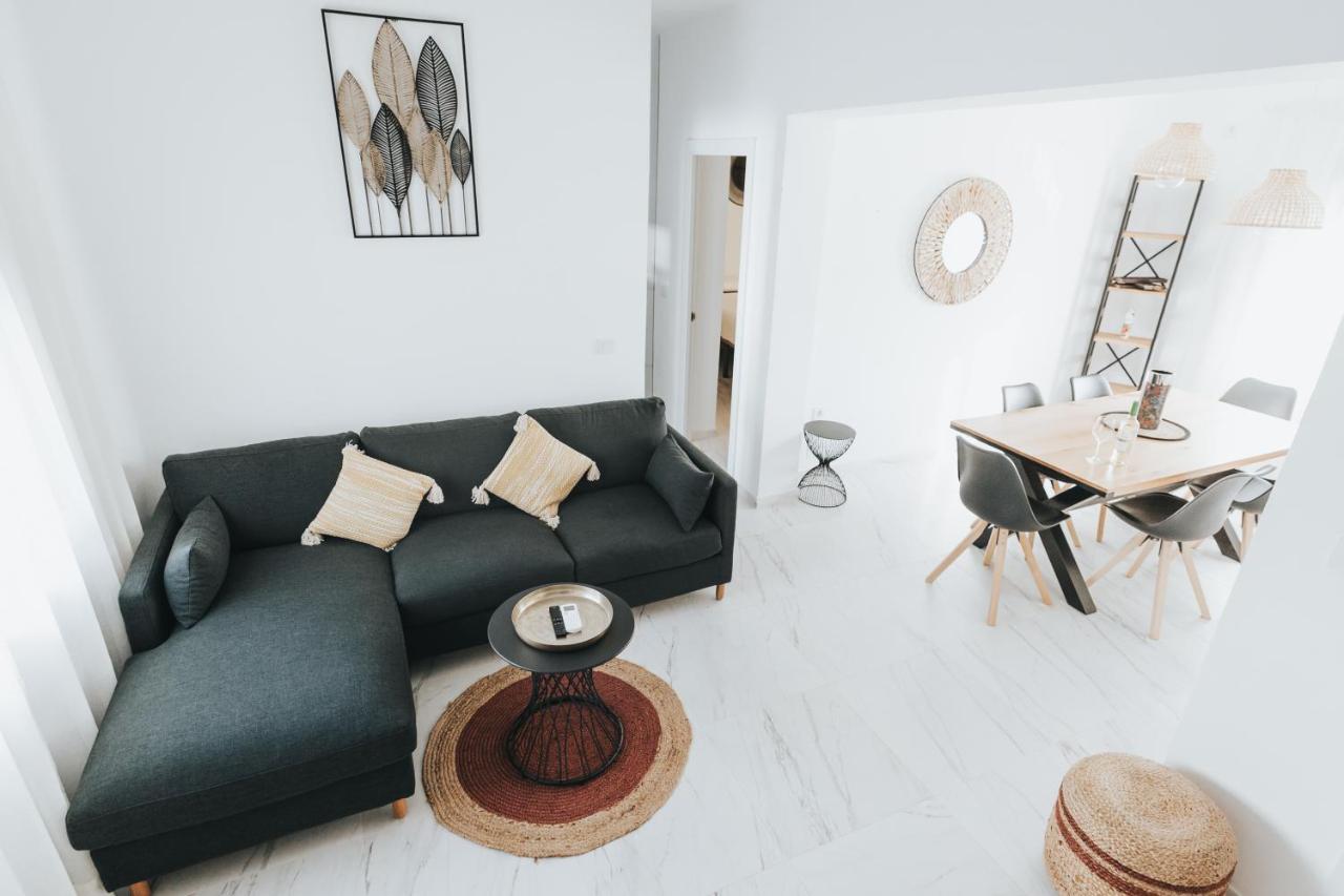 Shiny Nab Super Family Apartment Málaga Extérieur photo