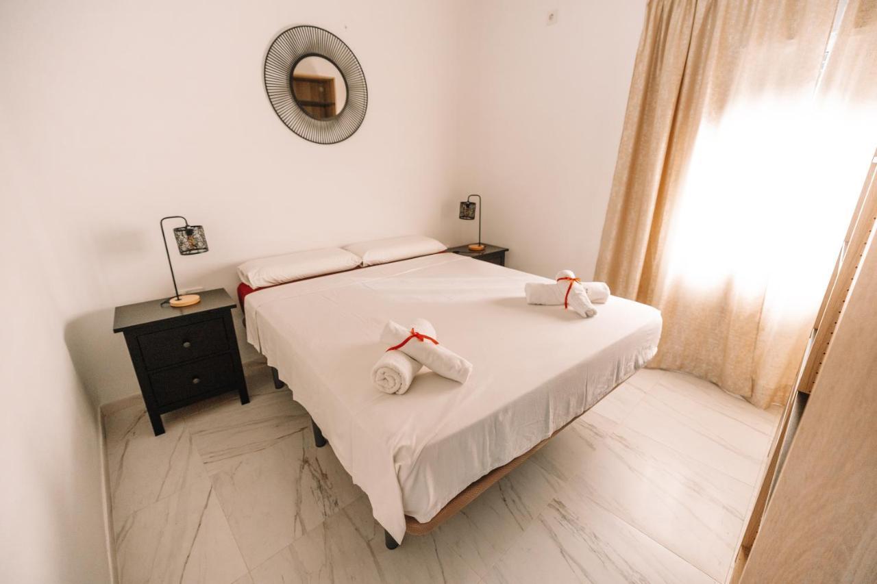 Shiny Nab Super Family Apartment Málaga Extérieur photo